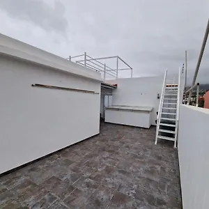 https://apartamento-con-buena-puerto-de-la-cruz-tenerife.tenerifehoteles.net